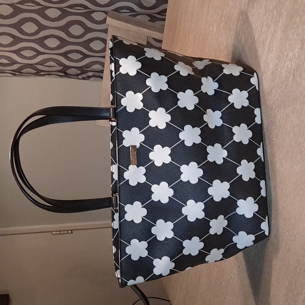 KATE SPADE Jules Grant Street Grainy Vinyl